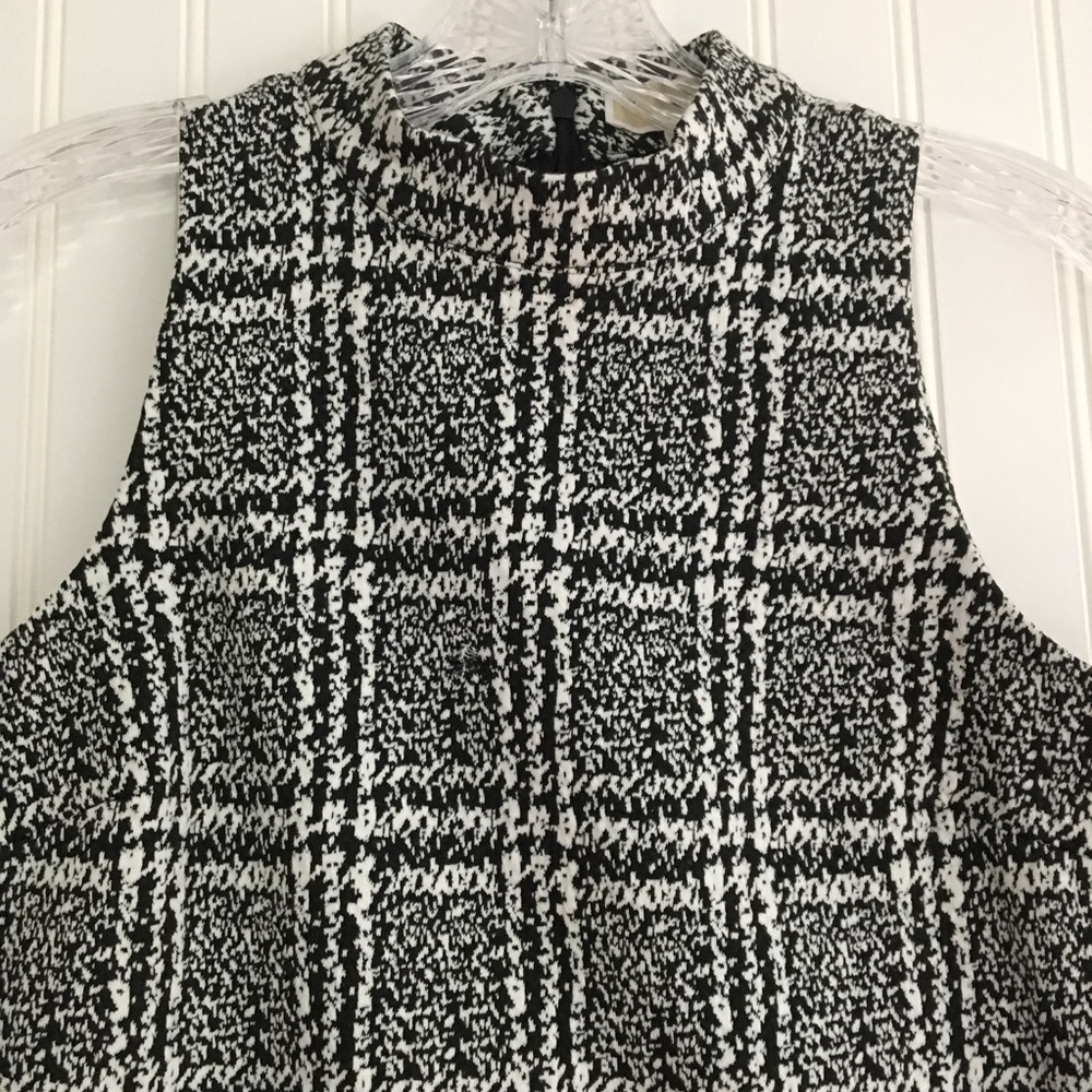 MICHAEL Michael Kors sleeveless top SIZE PS - Picture 4 of 9